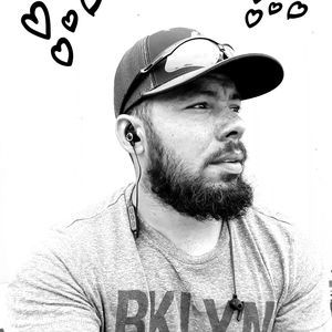 Meet your Posher, Aaron